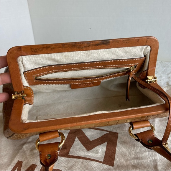 Michael Kors Vintage Handbag -Authentic With Dust-bag - Picture 13 of 16